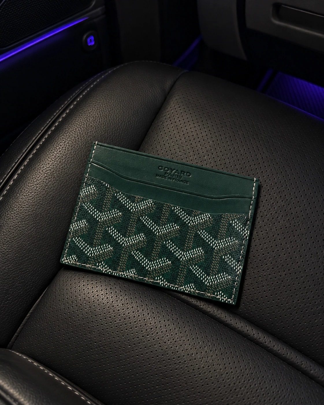 Tarjetero Goyard